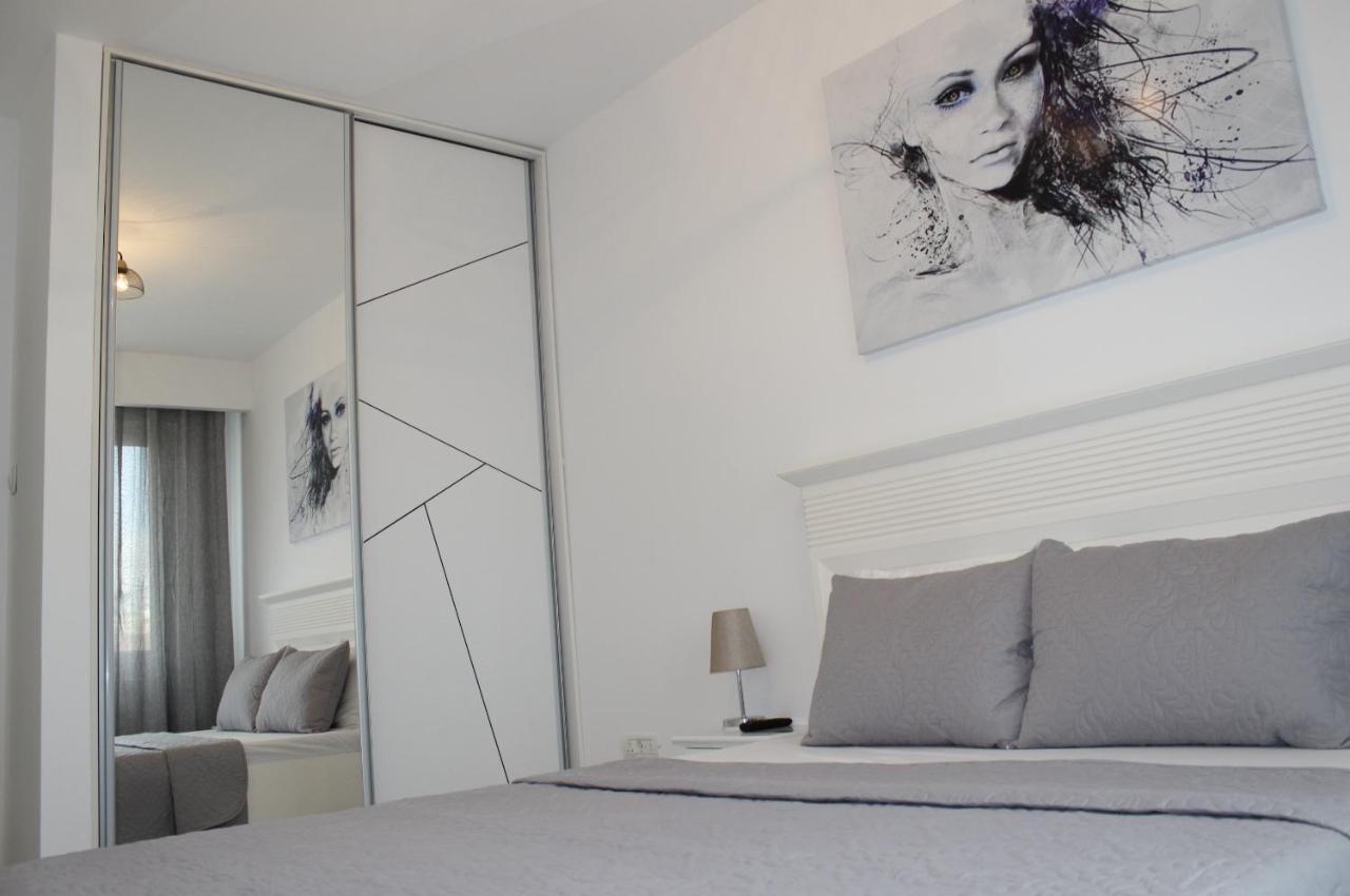 Luxury City Center Apartment - Romana Bucharest Luaran gambar