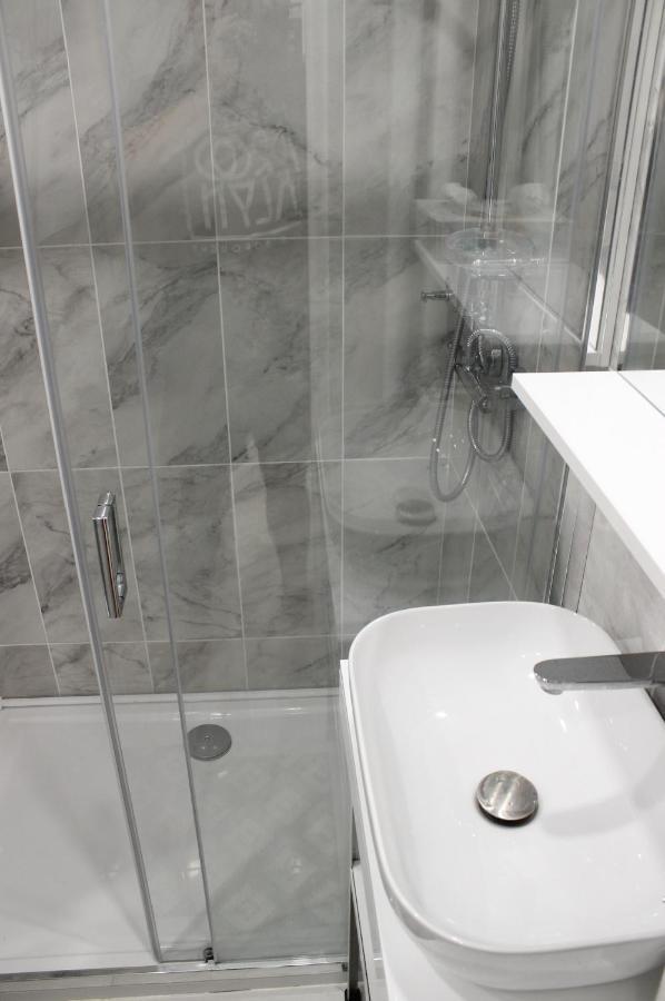 Luxury City Center Apartment - Romana Bucharest Luaran gambar
