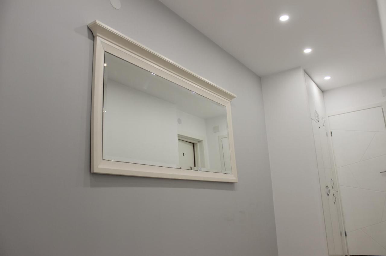 Luxury City Center Apartment - Romana Bucharest Luaran gambar