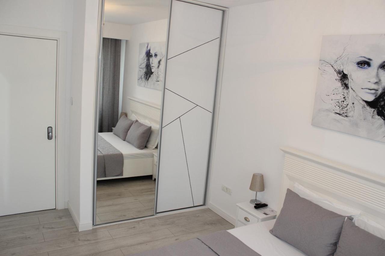 Luxury City Center Apartment - Romana Bucharest Luaran gambar